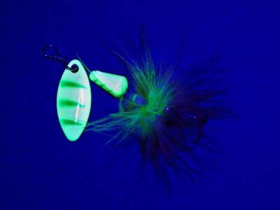 Balzer 13210 Colonel Fuzzy Spin UV Active Tüylü Alabalık Kaşığı - 4